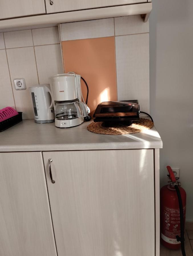 NafpaktosΠέτρινο Στη Θάλασσαアパートメント エクステリア 写真