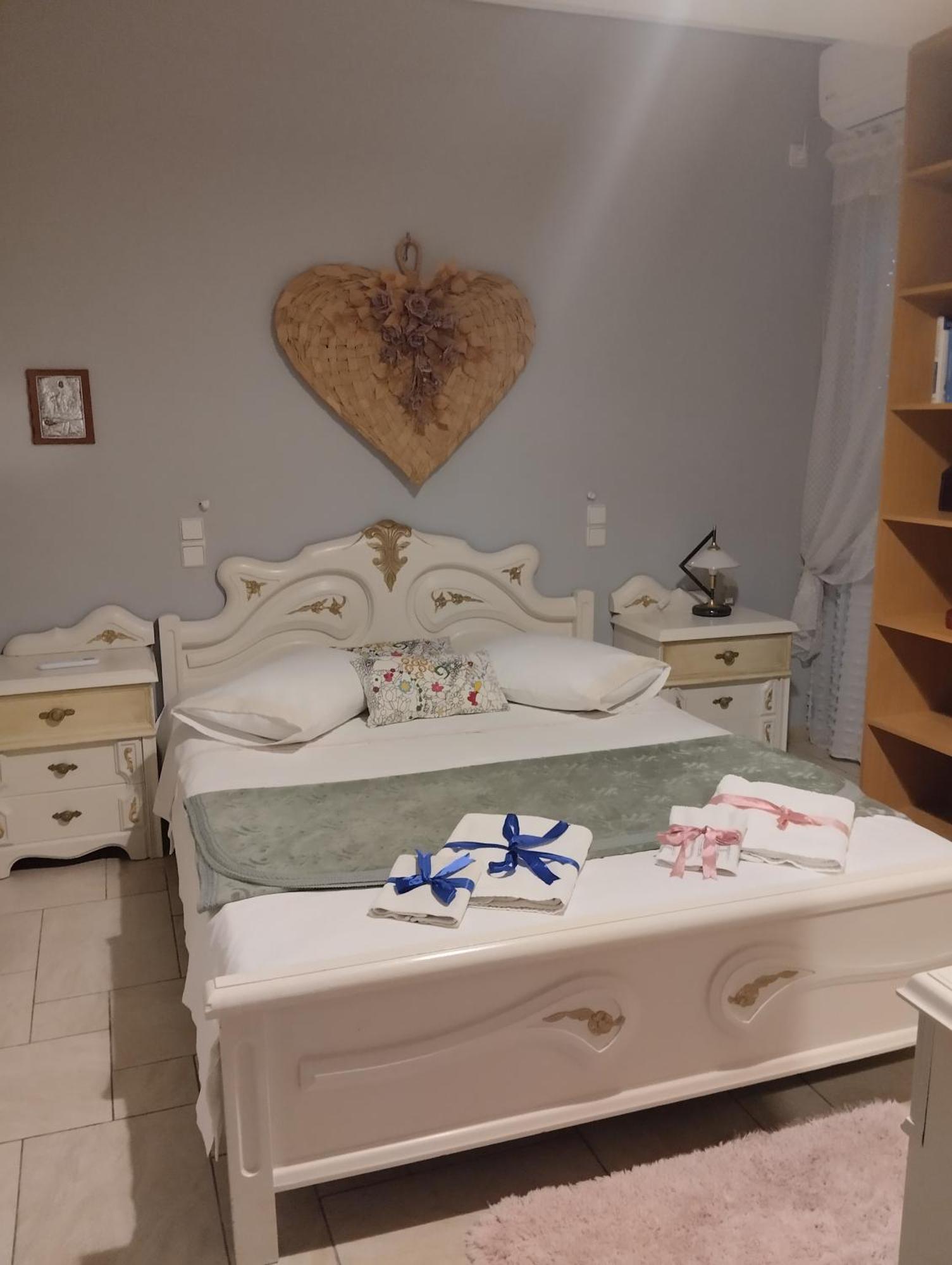 NafpaktosΠέτρινο Στη Θάλασσαアパートメント エクステリア 写真